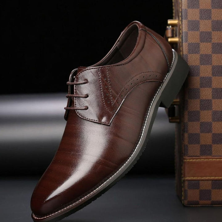 Men's Brogue Lace-Up Leather Oxford Dress Shoes - Brown