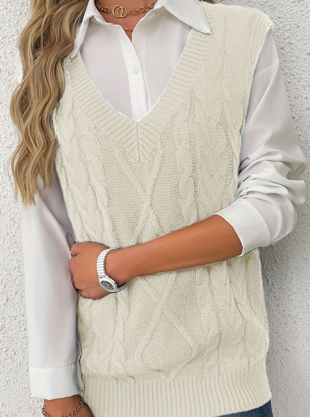 Women's Cable-Knit V-Neck Sweater Vest Relaxed Layering Pullover