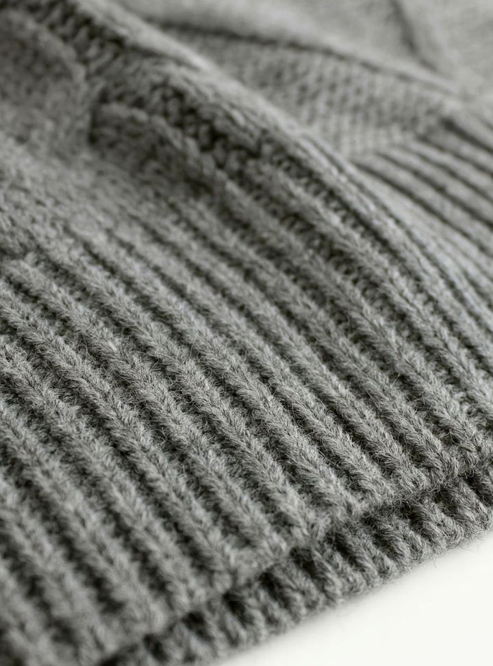 Women's Cable-Knit V-Neck Sweater Vest Relaxed Layering Pullover