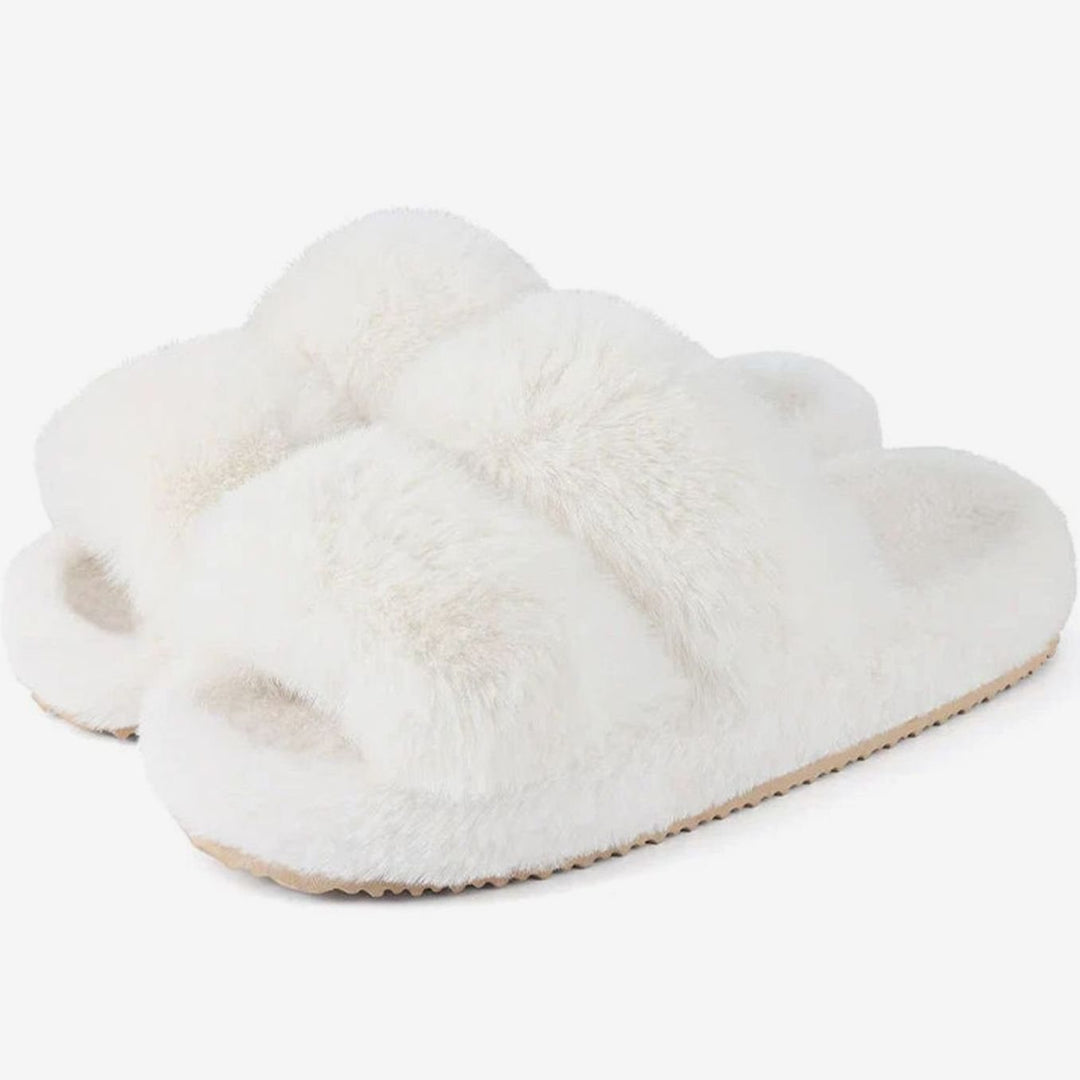 Women's Cozy Faux Fur Slip-On Slide Slippers - White