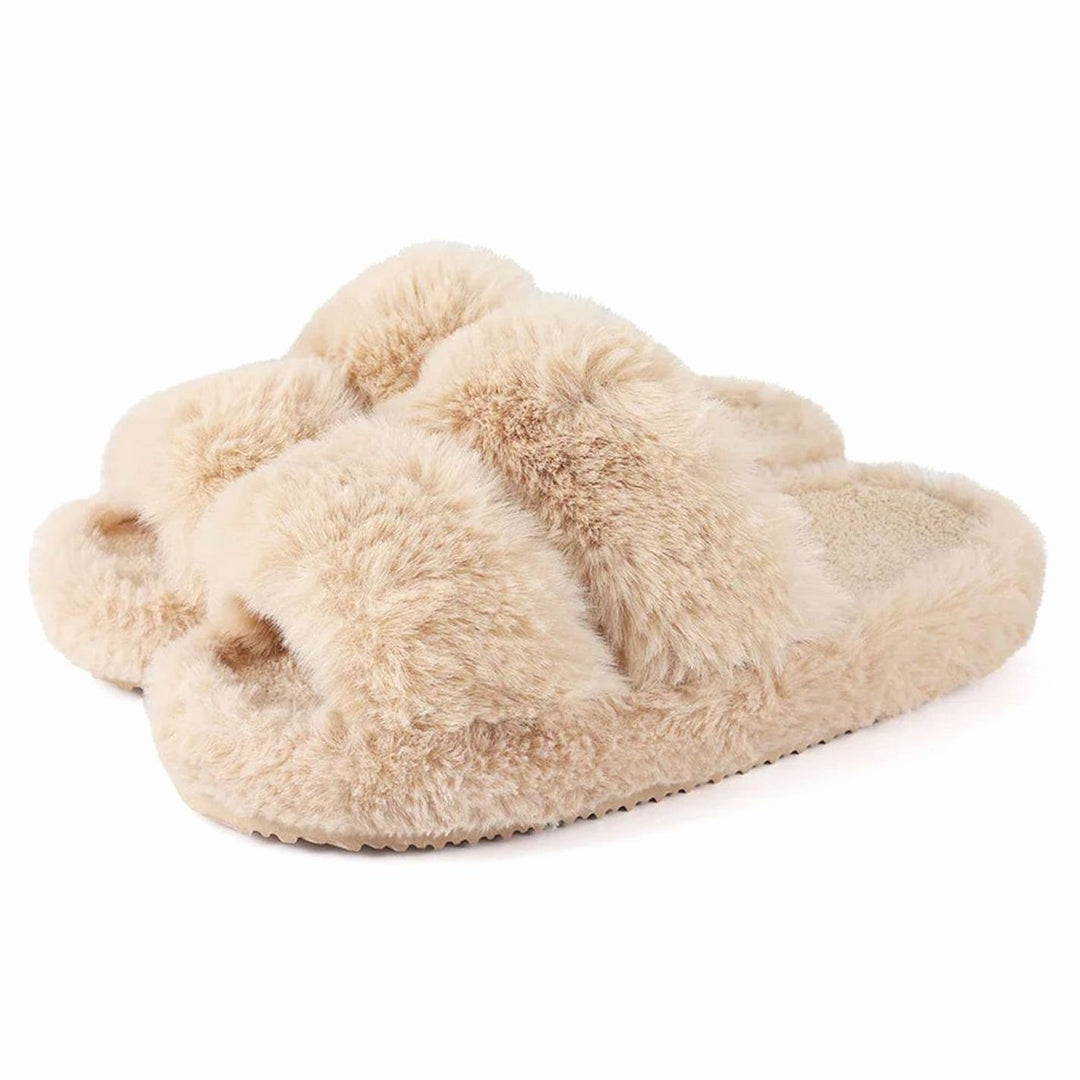 Women's Cozy Faux Fur Slip-On Slide Slippers - Beige