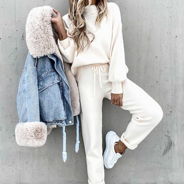 Women's Cozy Two-Piece Tracksuit Outfit Relaxed-Fit Jogger Set - White