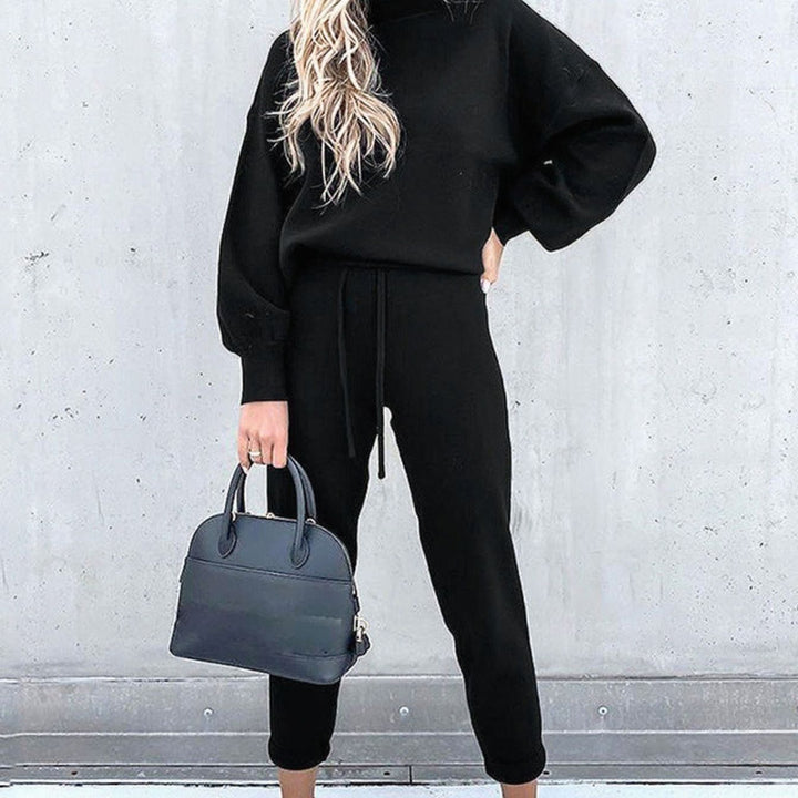 Women's Cozy Two-Piece Tracksuit Outfit Relaxed-Fit Jogger Set - Black