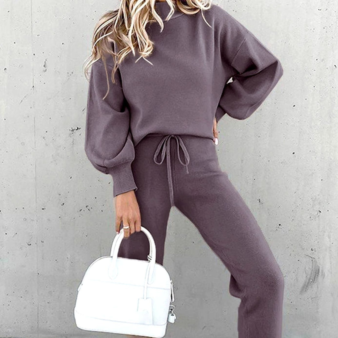 Women's Cozy Two-Piece Tracksuit Outfit Relaxed-Fit Jogger Set - Purple