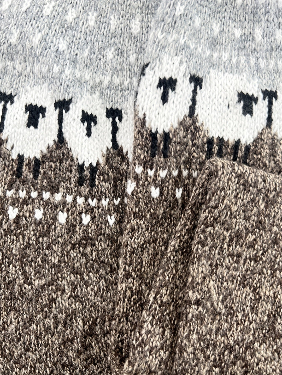 Women's Fair Isle Sheep Jacquard Thick-Knit Pullover Sweater