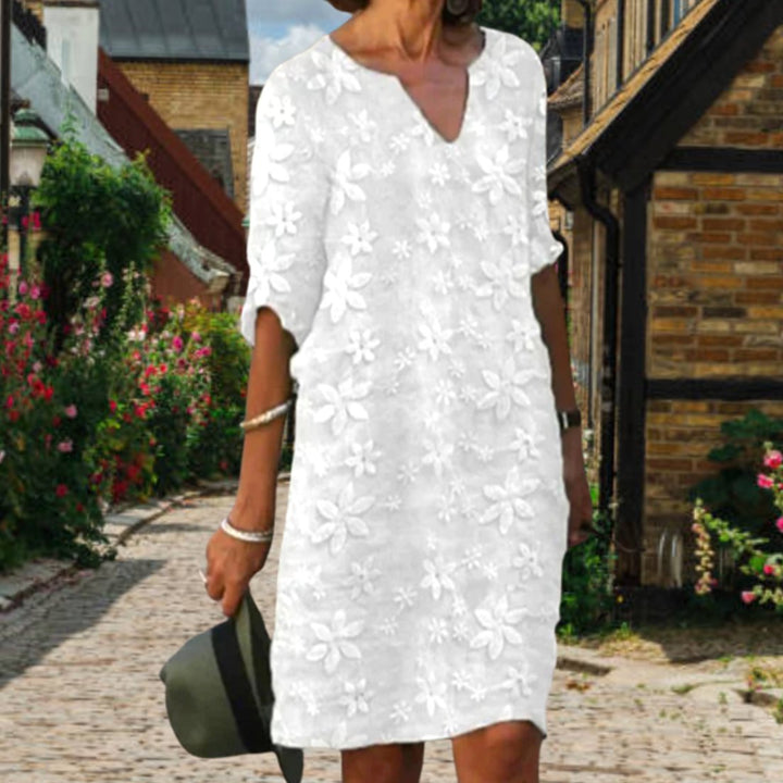 Women's Floral Applique V-Neck Short Sleeve Casual Midi Dress - White