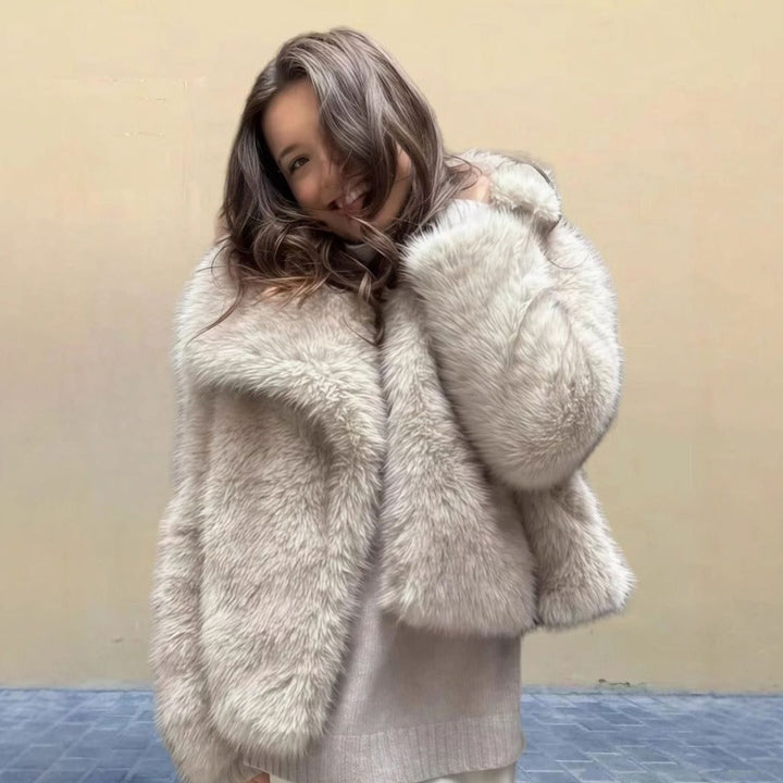 Women's Luxury Faux Fur Coat Oversized Lapel Cropped Jacket - White