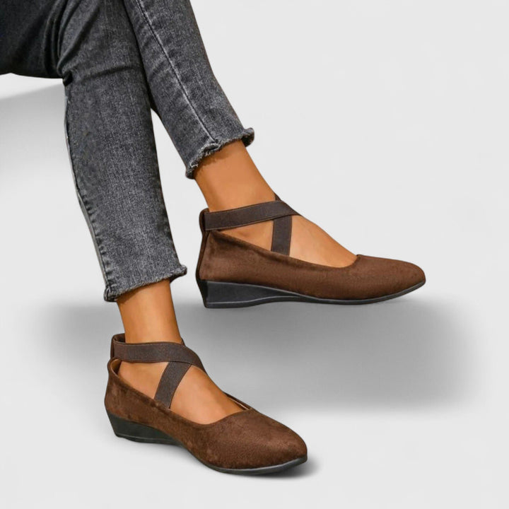 Women's Orthopedic Elastic Strap Slip-On Ballet Flats - Brown