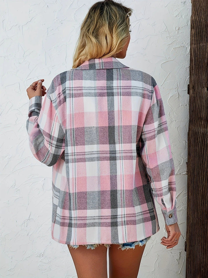 Women's Oversized Plaid Flannel Long Sleeve Button-Up Shirt