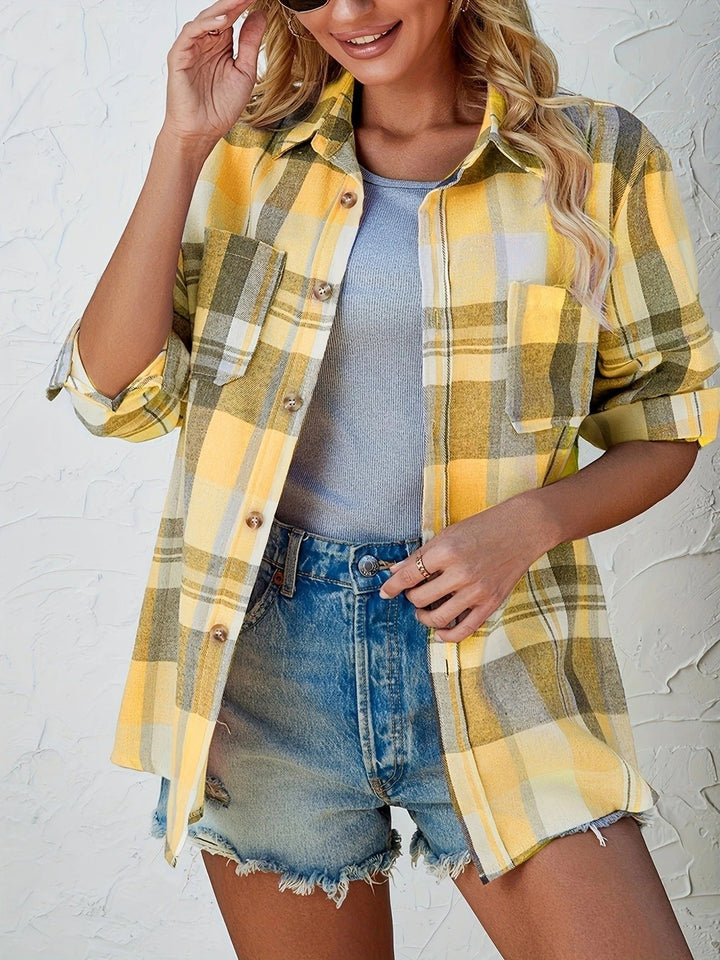 Women's Oversized Plaid Flannel Long Sleeve Button-Up Shirt