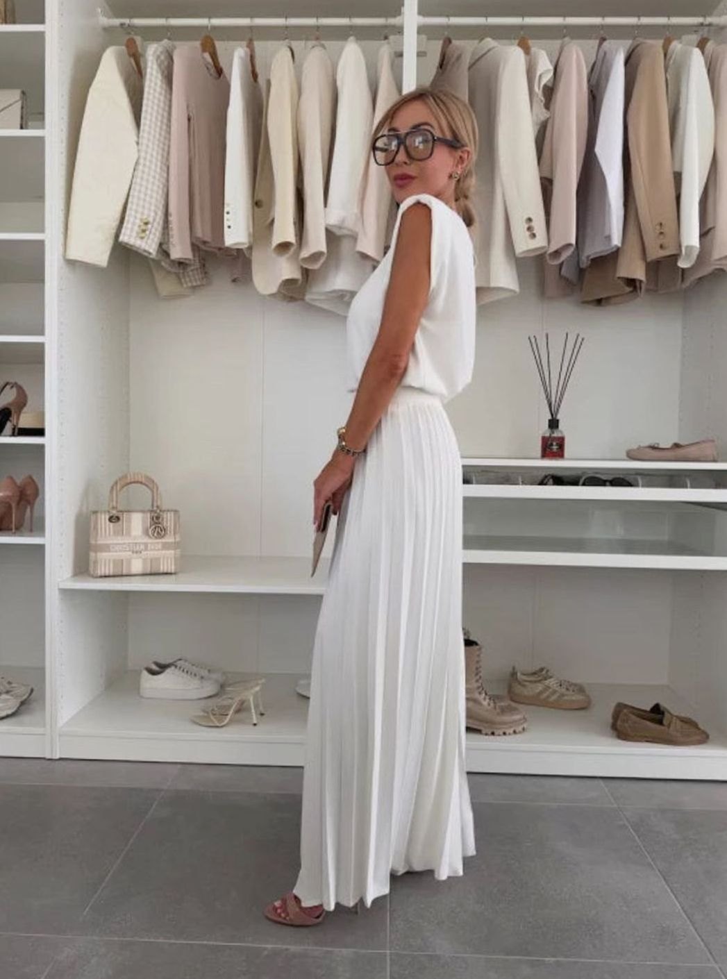 Women's Set Pleated Wide-Leg Pants Sleeveless Padded-Shoulder Two-Piece