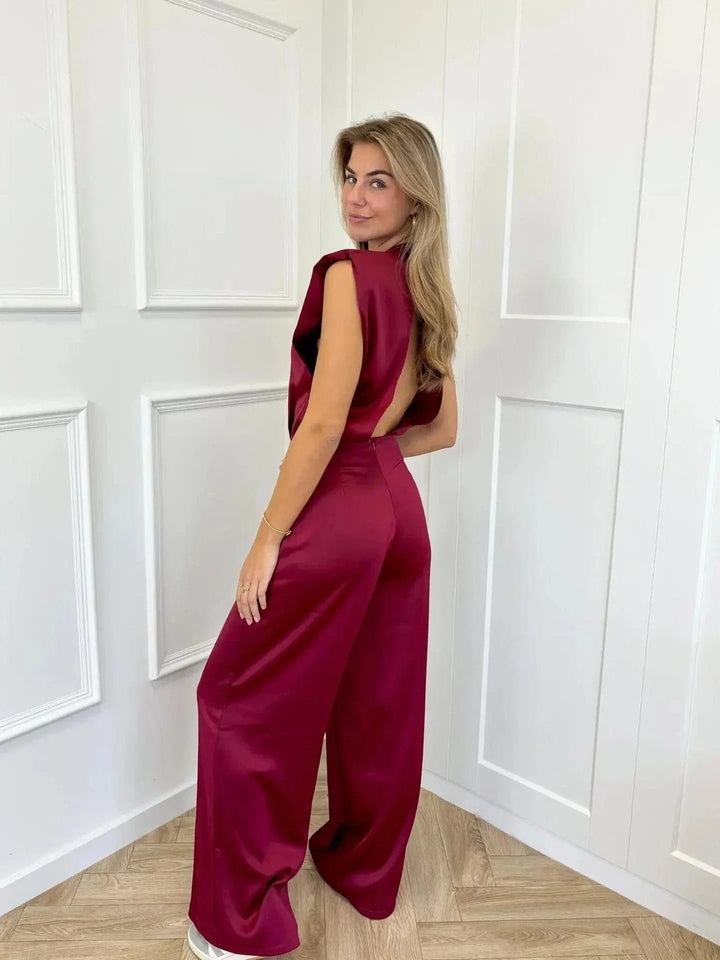 Women's Sleeveless Wide-Leg Satin Open-Back Jumpsuit - Bordeauxrood
