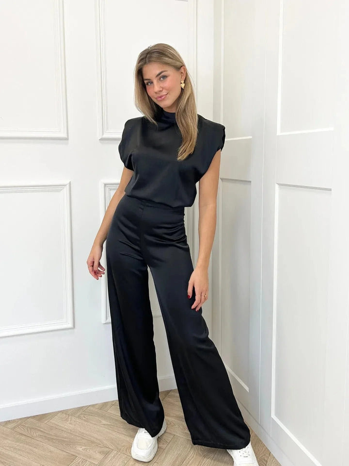Women's Sleeveless Wide-Leg Satin Open-Back Jumpsuit - Zwart