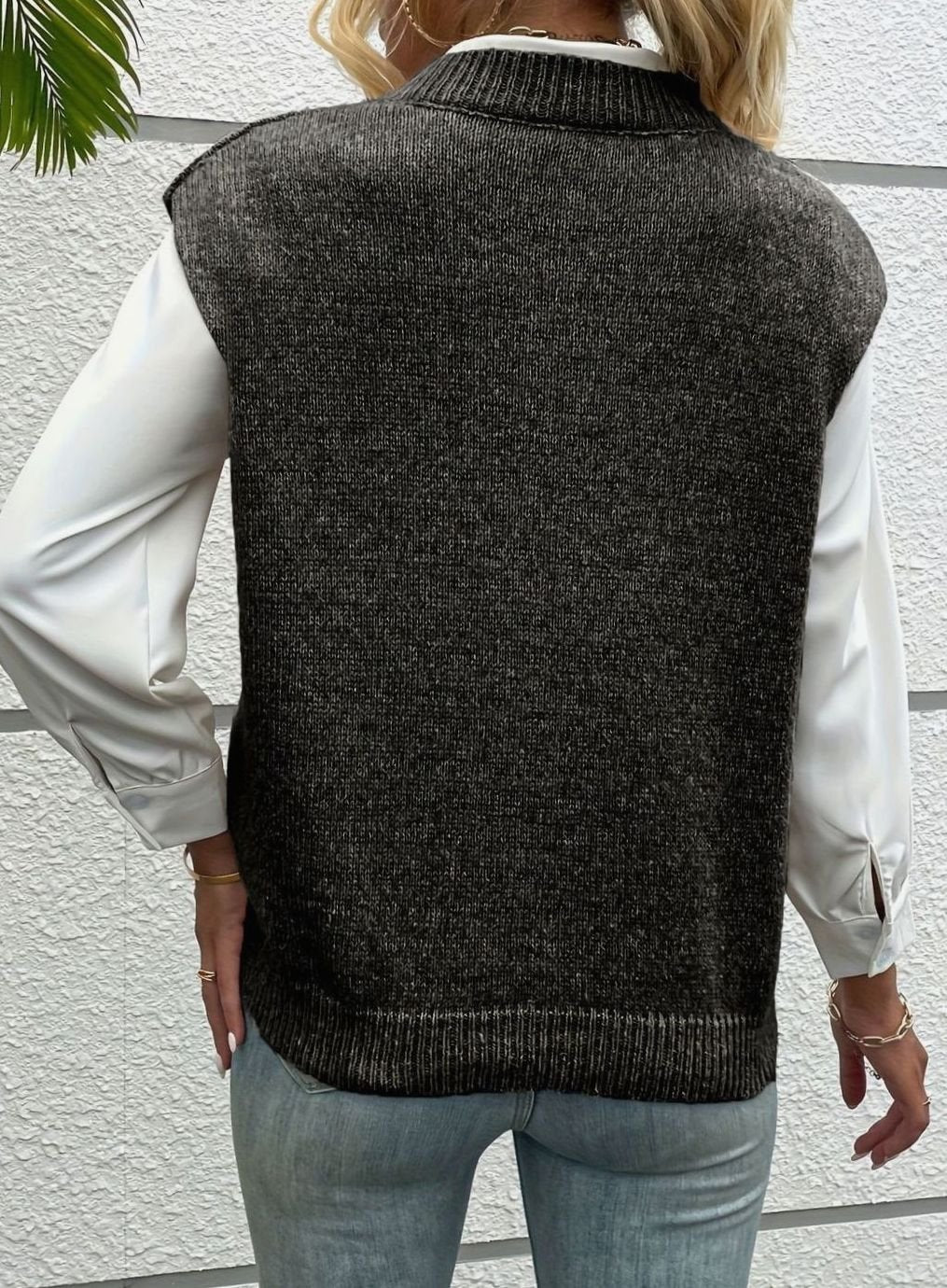 Women's V-Neck Knit Sleeveless Casual Vest Sweater