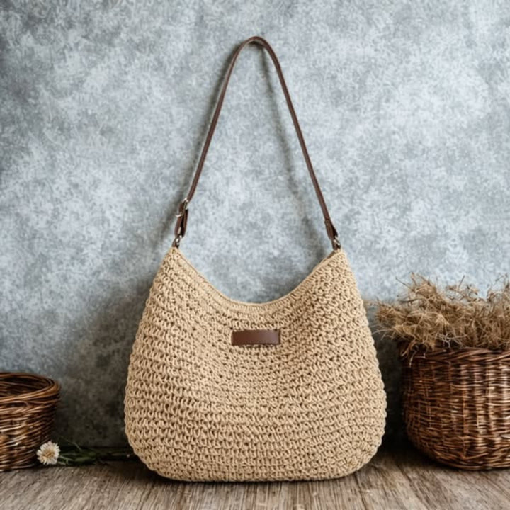 Women's Woven Raffia Zip-Top Adjustable Strap Shoulder Hobo Bag - Beige